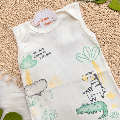  Macacão Manga Curta We Are Going to Explorer e Bucket - Off White e Verde